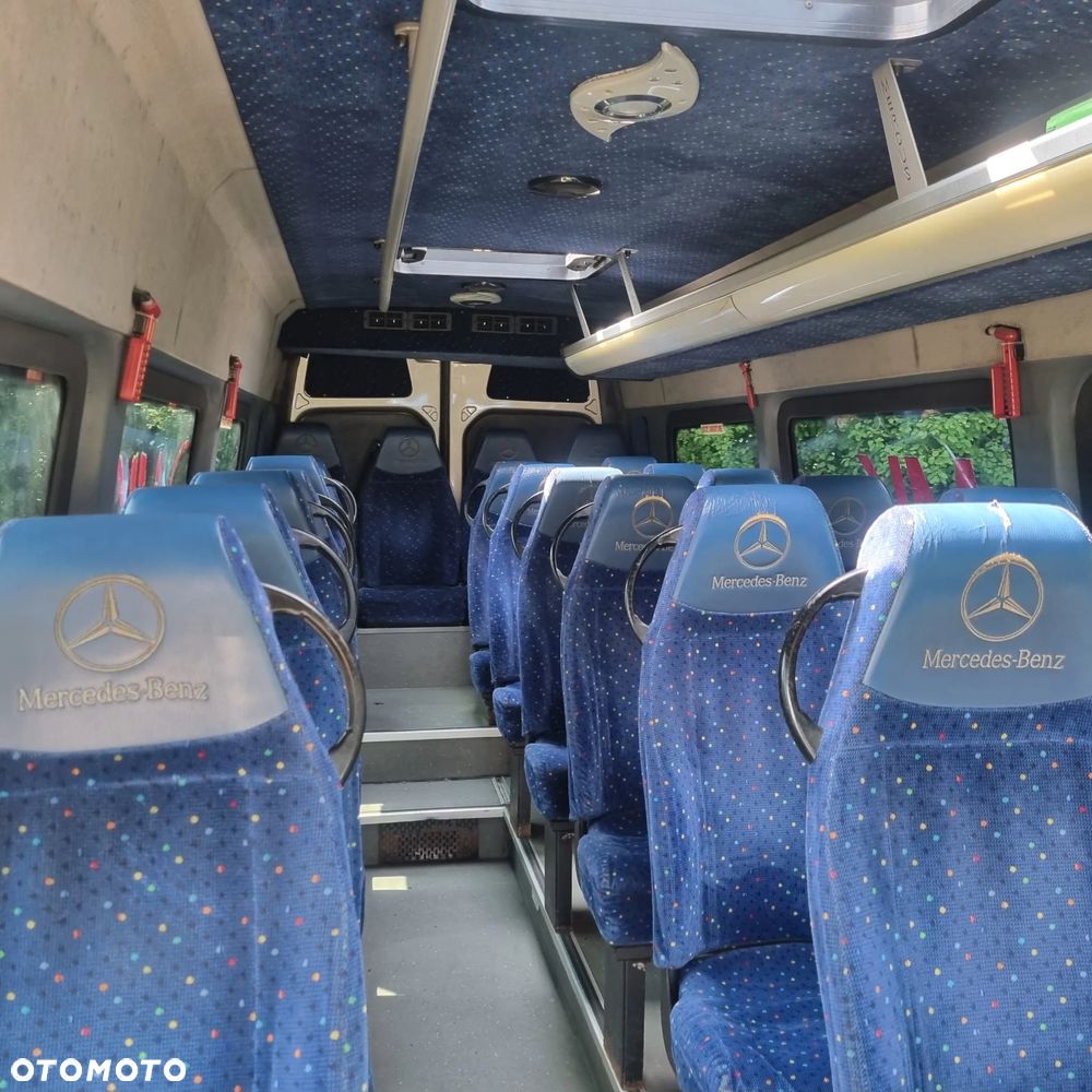 Mercedes-Benz Sprinter - 9