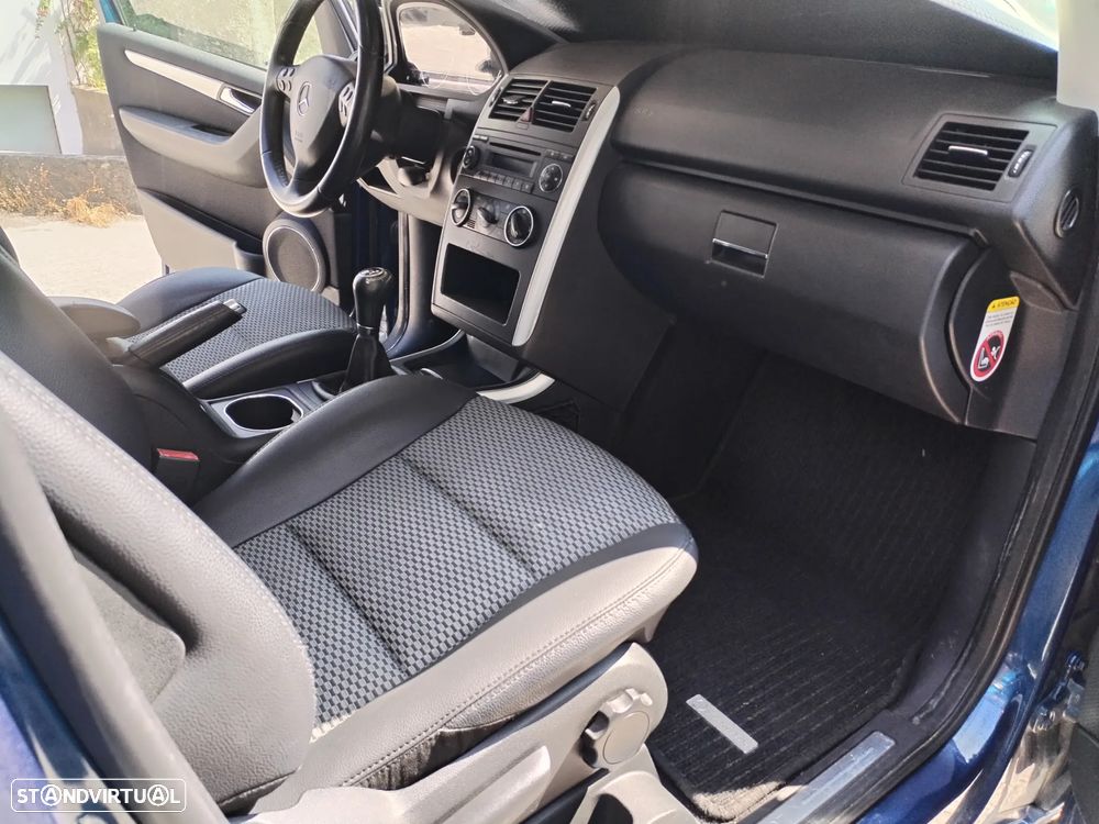 Mercedes-Benz A 180 CDI Avantgarde - 29