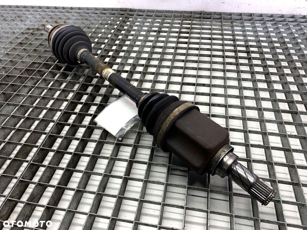 PÓŁOŚ LEWY PRZÓD  NISSAN QASHQAI II SUV (J11, J11_) 2013 - 2022 1.2 DIG-T 85 kW [115 KM] benzyna - 3