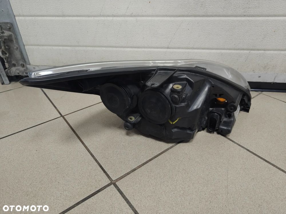 Ford Focus II 2 lift lewy REFLEKTOR EU - 3