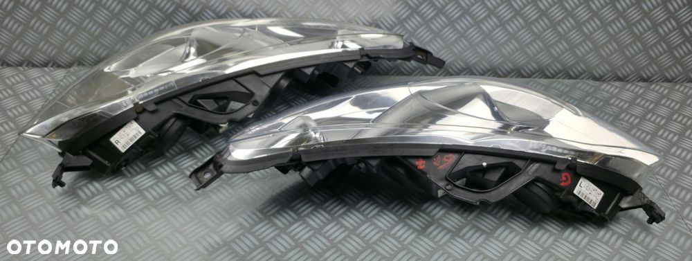 reflektor lampa prawy prawa lewa lewy przód przednia PEUGEOT 407 SEDAN SW - 5