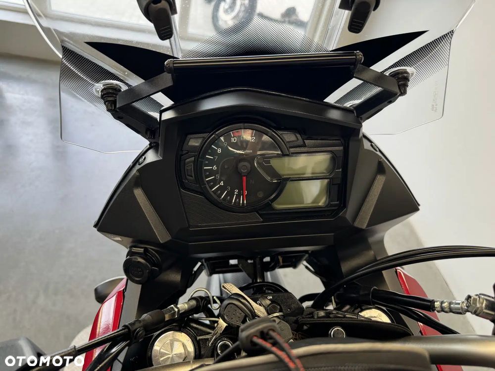 Suzuki DL - 32