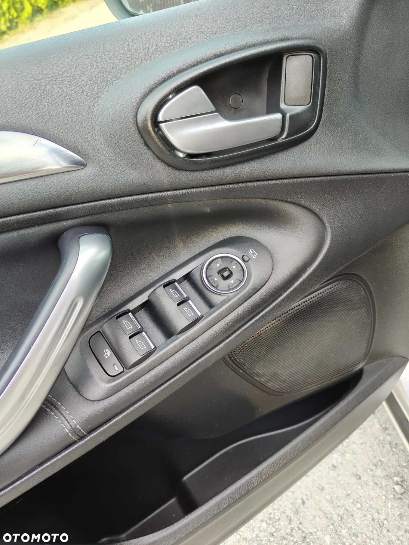 Ford S-Max 2.0 TDCi Titanium - 12