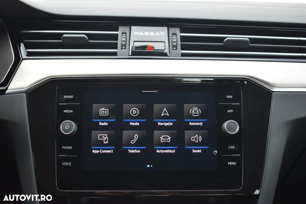 Volkswagen Passat 2.0 TDI DSG Highline - 19