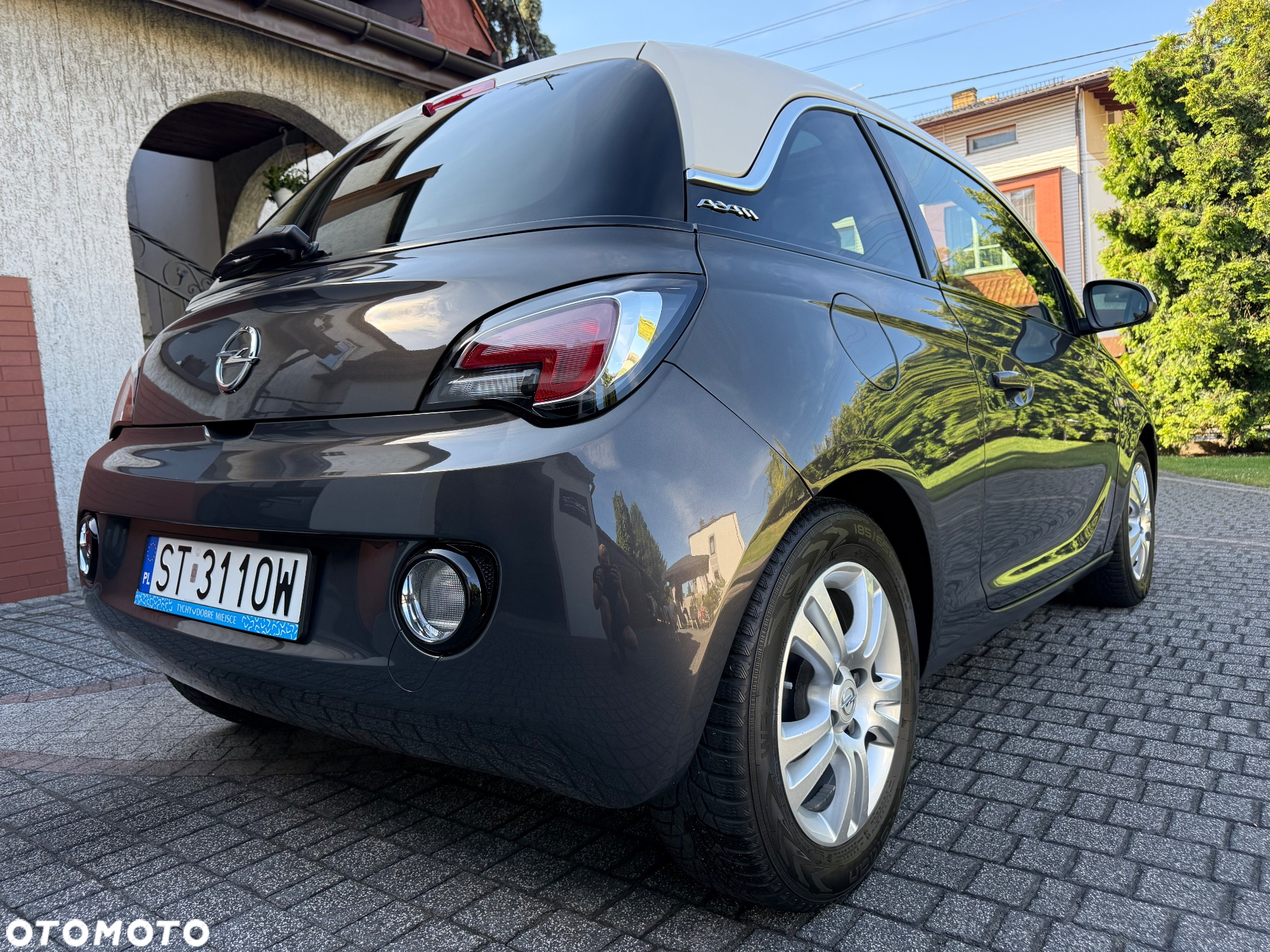 Opel Adam 1.4 Glam - 11