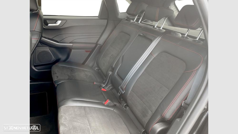 Ford Kuga 1.5 EcoBoost ST-Line X — fotografia 17
