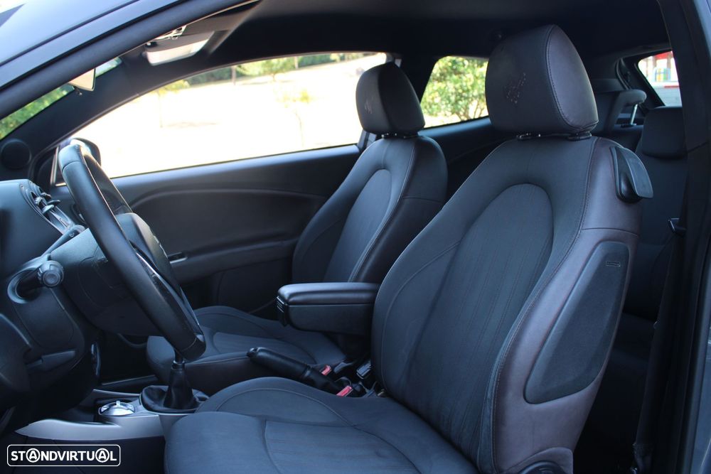 Alfa Romeo MiTo 1.3 JTDM Distinctive - 4