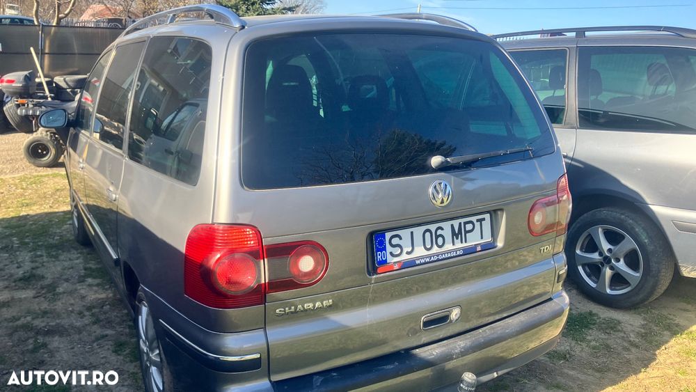 Volkswagen Sharan - 11
