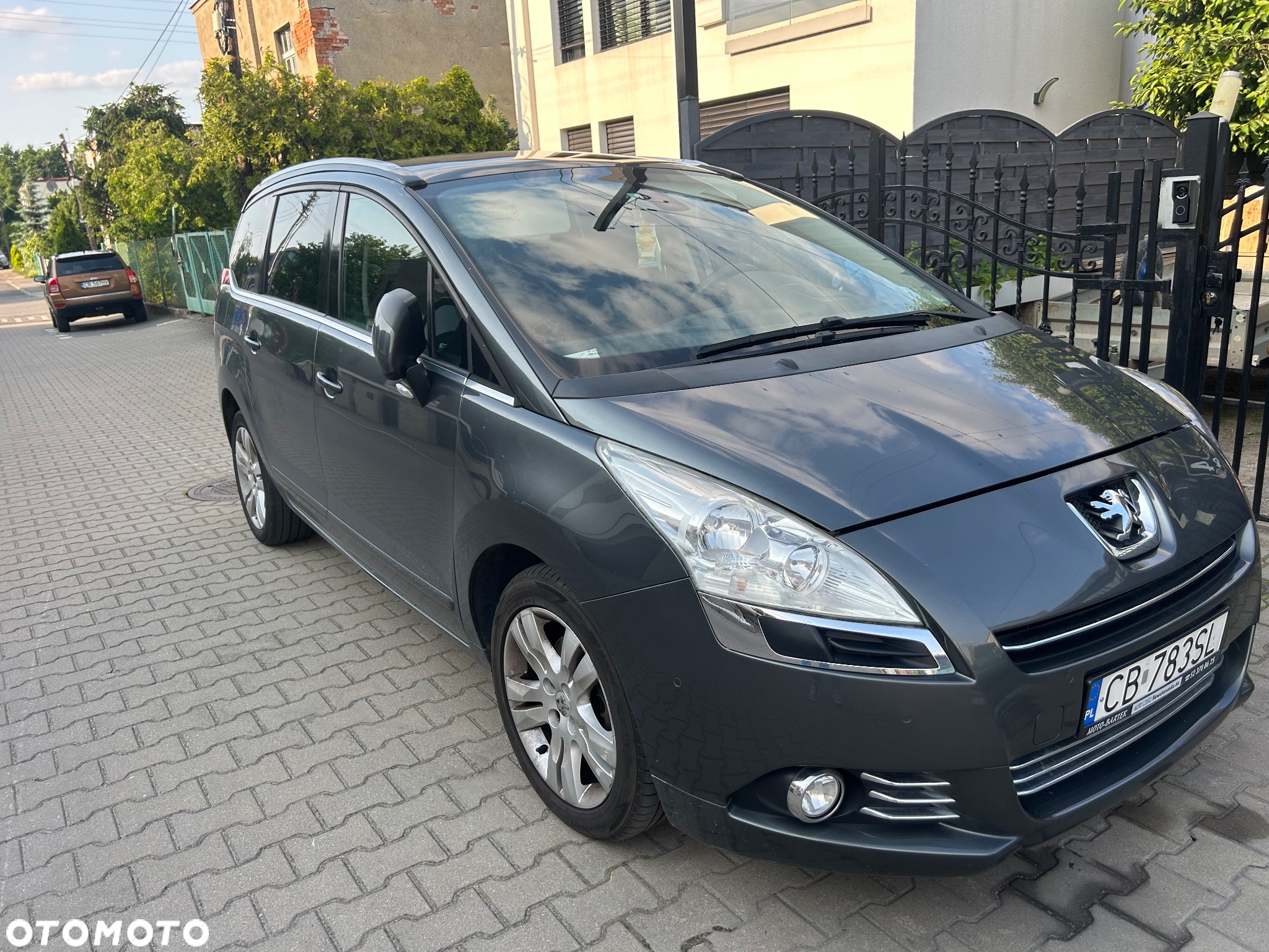 Peugeot 5008 1.6 THP Family - 2