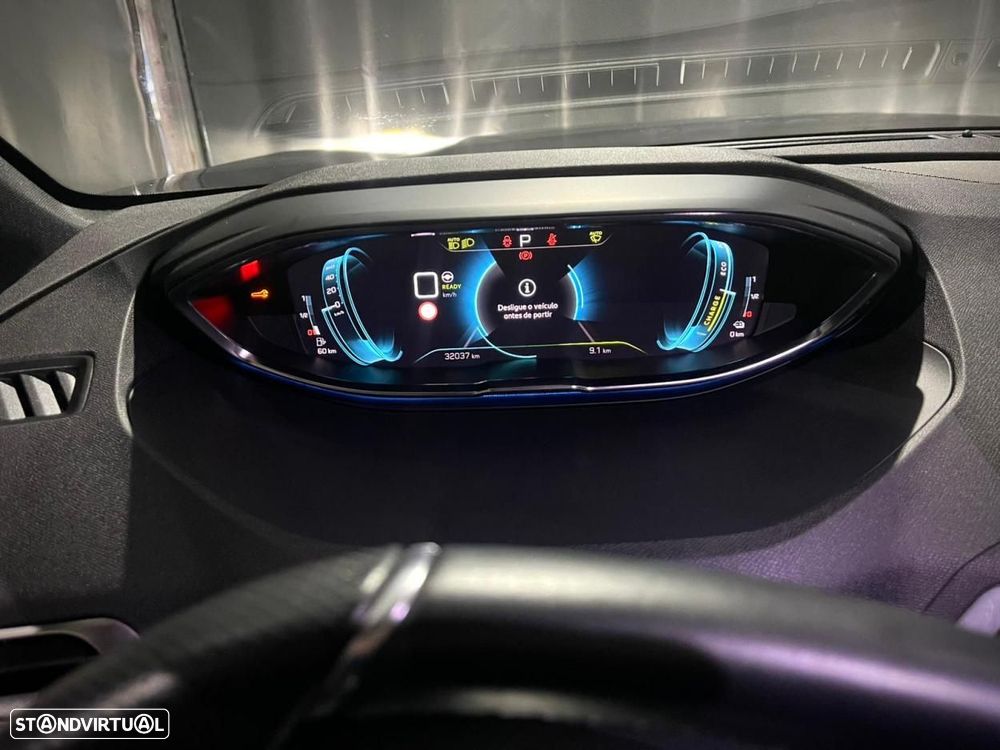 Peugeot 3008 1.6 Hybrid GT Pack e-EAT8 - 36