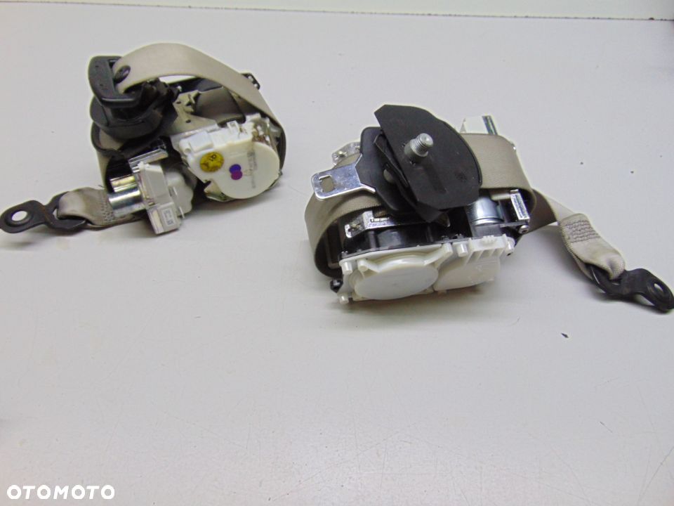 ML W164 LIFT PAS BEZPIECZENSTWA PRAWY PRZOD SZARY 34051549 - 4
