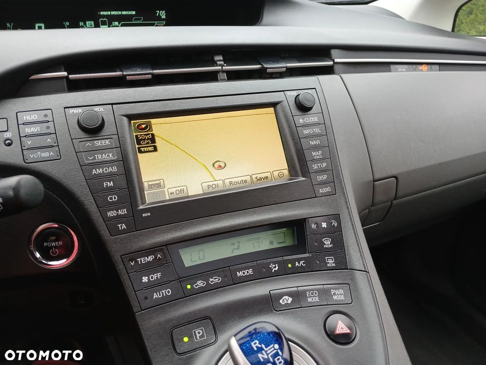 Toyota Prius (Hybrid) Executive - 36