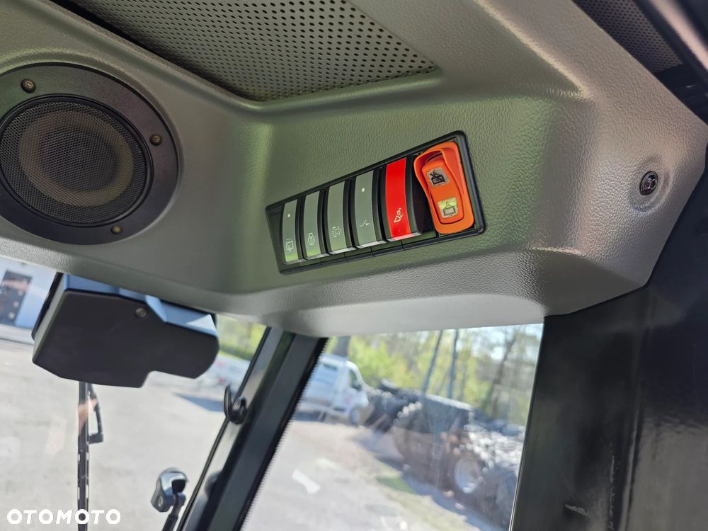 Claas Scorpion 746 VARIPOWER - 15