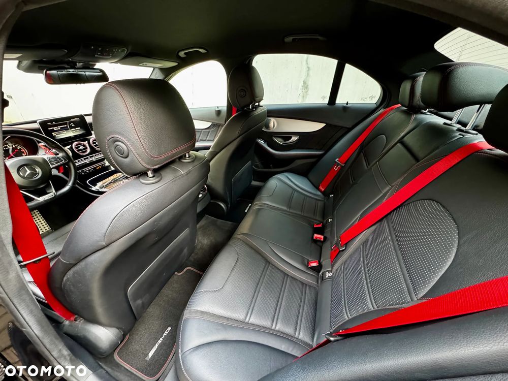 Mercedes-Benz Klasa C 450 AMG 4-Matic 7G-TRONIC - 16