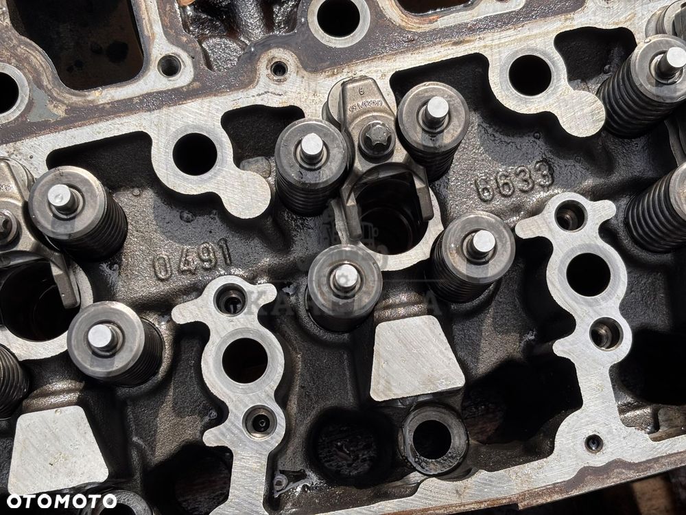 Deutz TCD 2013 L06 4V TCD2013L064V TCD7.8L6 Głowica CZĘŚCI 04916633 - 5