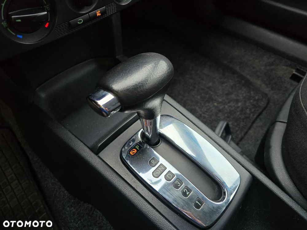 Skoda Fabia 1.4 16V Comfort - 29