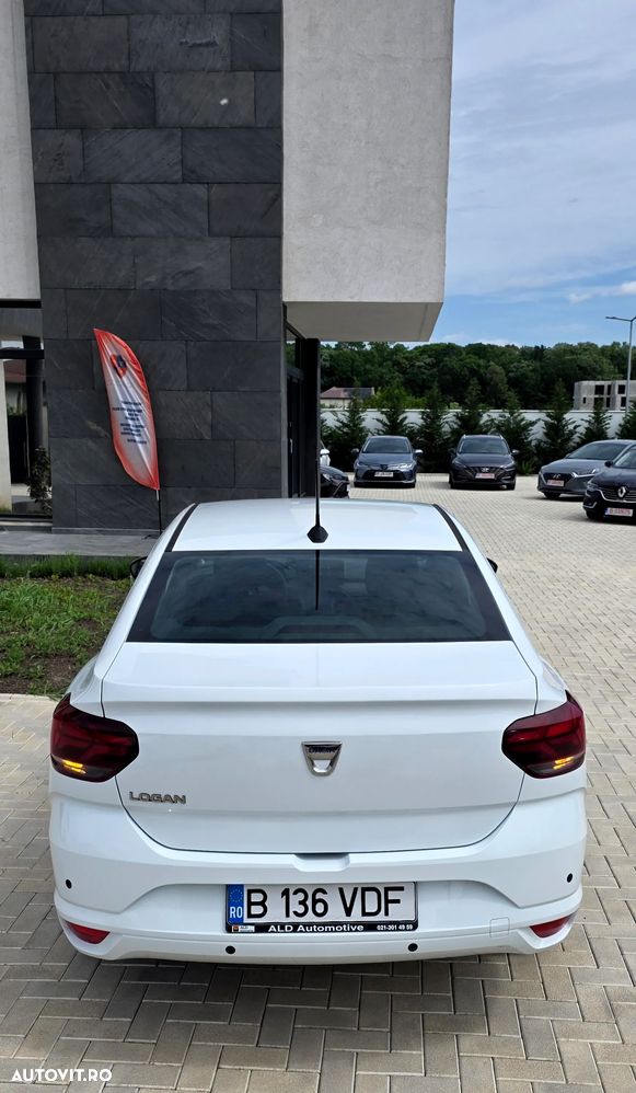 Dacia Logan TCe 90 MT6 Comfort - 11