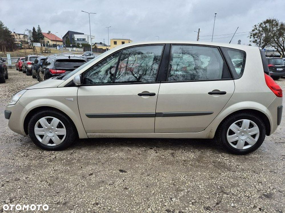 Renault Scenic - 9