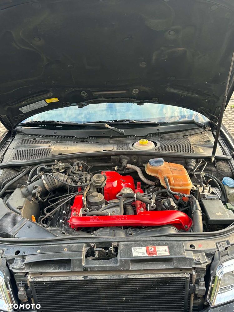 Audi A4 Avant 2000 photo 2