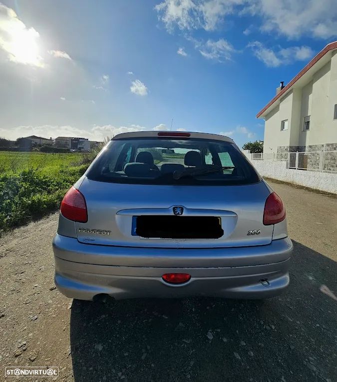 Peugeot 206 1.1 Color Line - 4