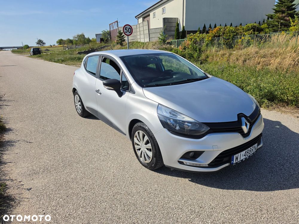Renault Clio - 1