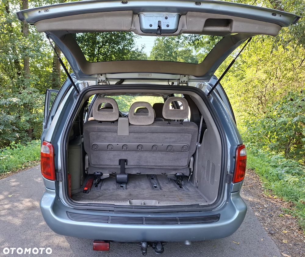 Chrysler Grand Voyager 3.3 LX - 37