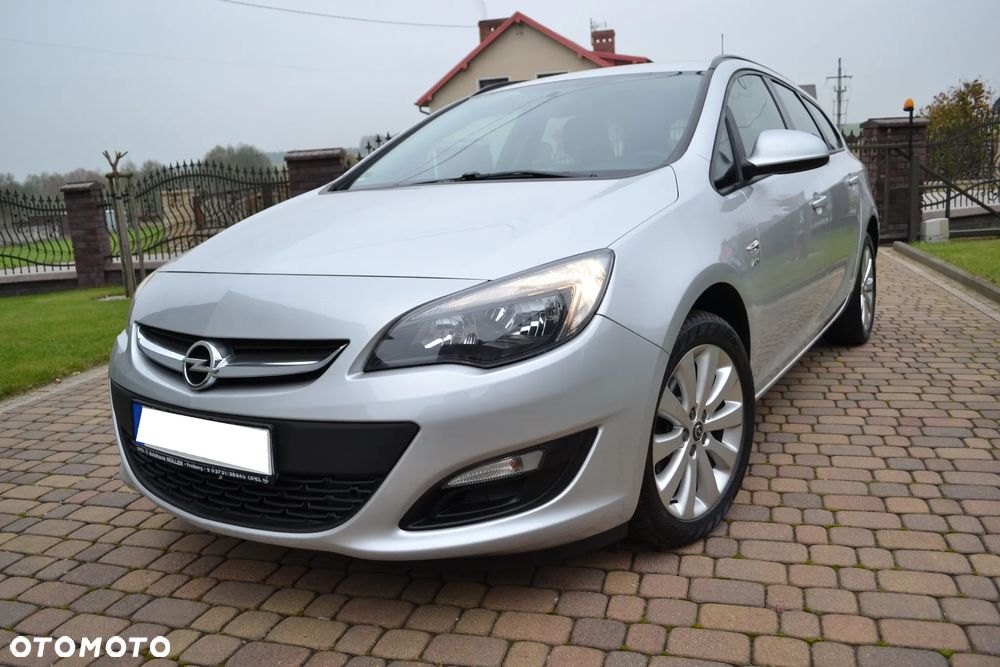 Opel Astra 1.4 T Cosmo EU6