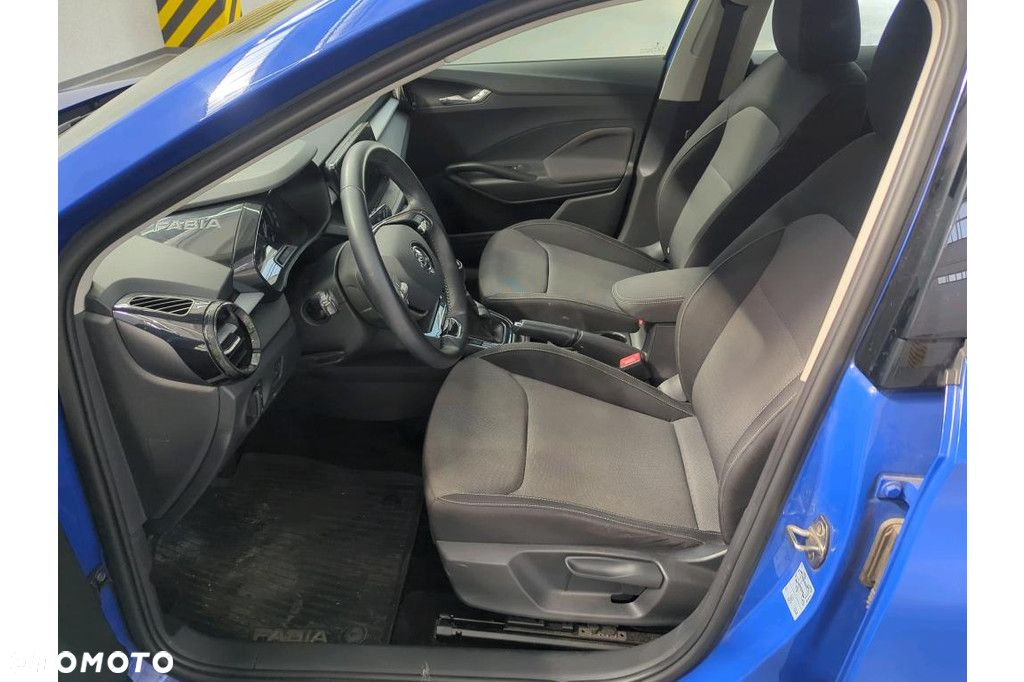 Skoda Fabia 1.0 Ambition - 4