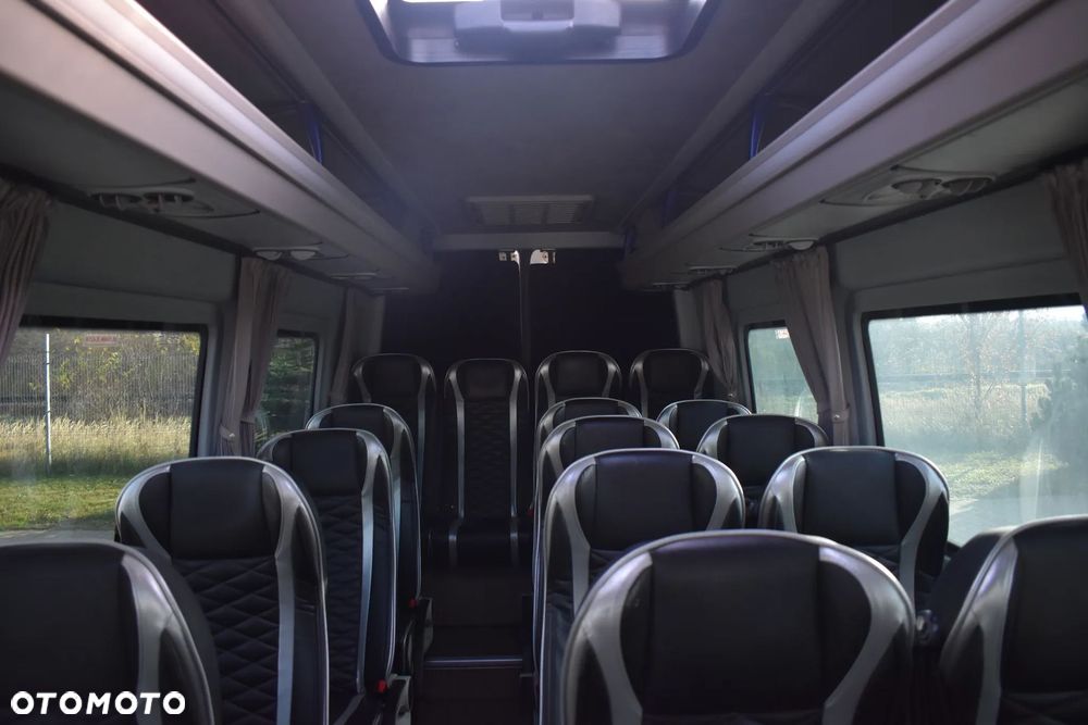 Mercedes-Benz Sprinter 519 CDI - 13