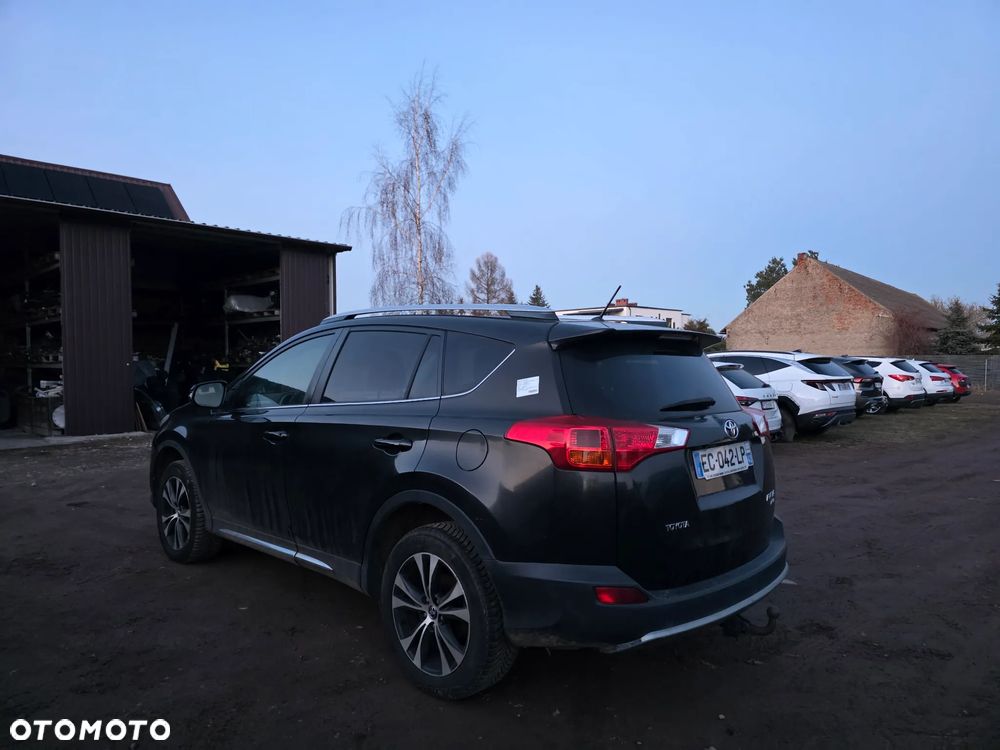 Toyota RAV4 2.2 D-4D 4x4 Comfort - 5