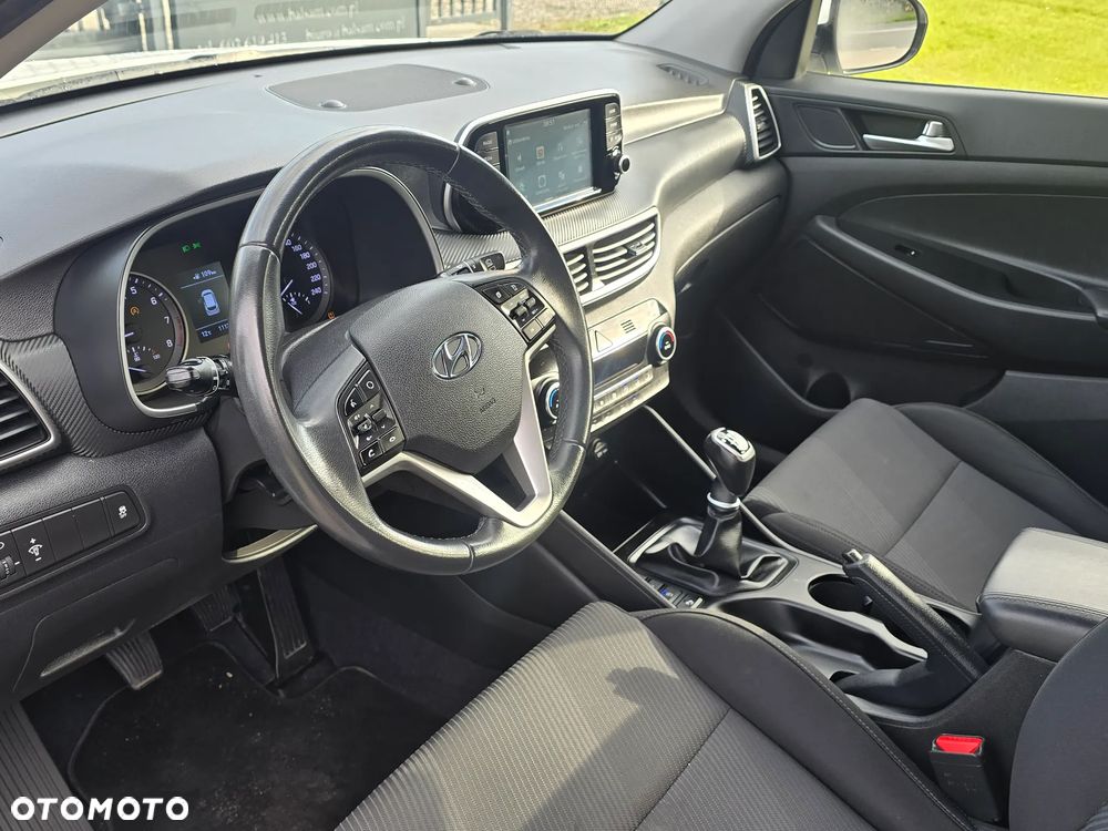 Hyundai Tucson 1.6 GDI BlueDrive Style 2WD - 12
