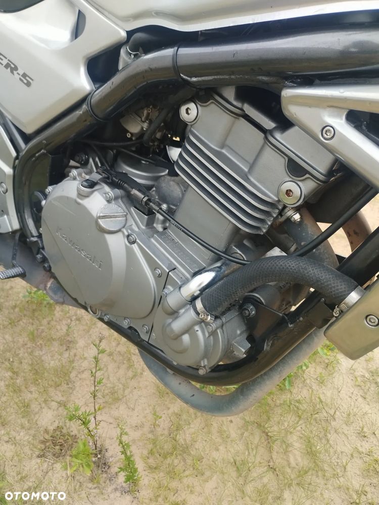 Kawasaki ER - 11