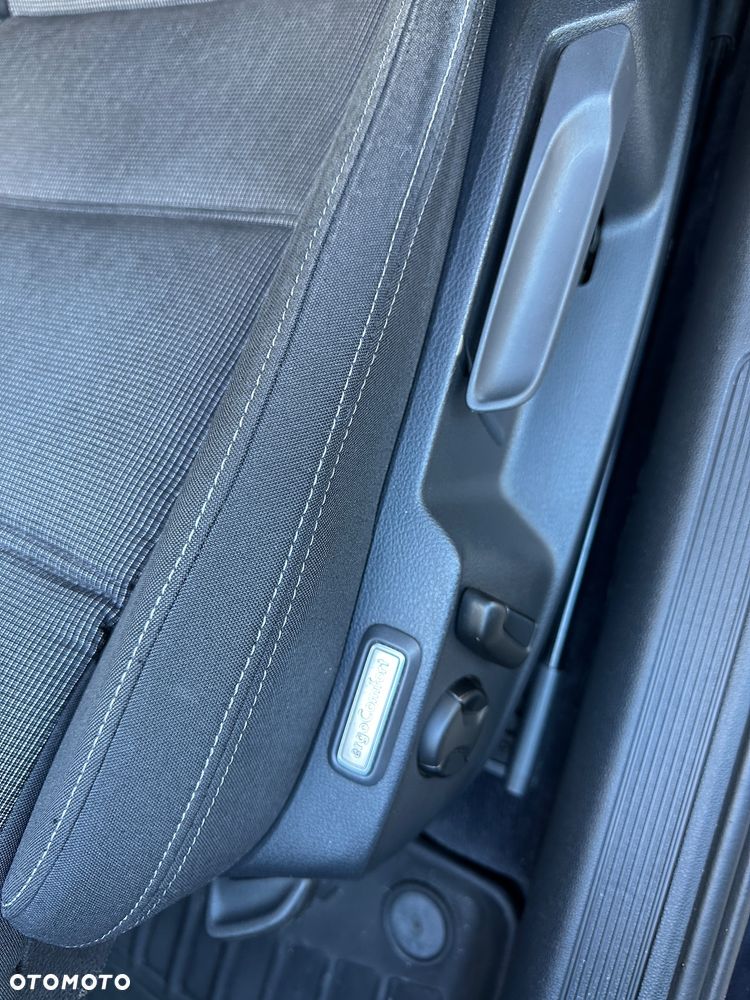 Volkswagen Passat 1.8 TSI BMT Comfortline DSG - 24