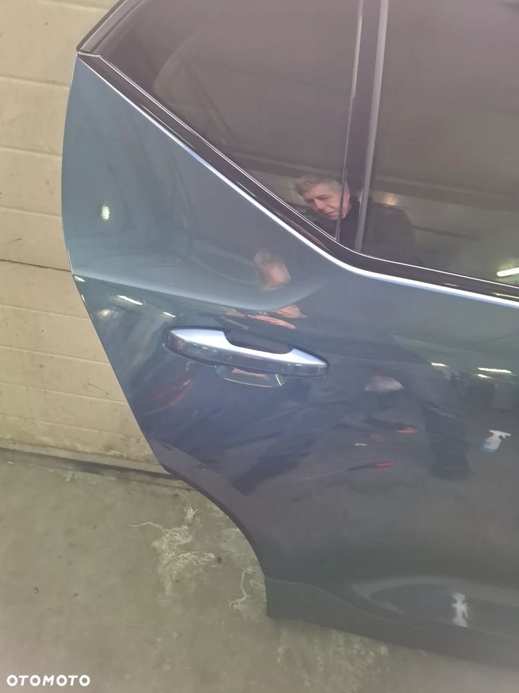 Volvo XC40 drzwi prawy tył kod lakieru 723 - 3