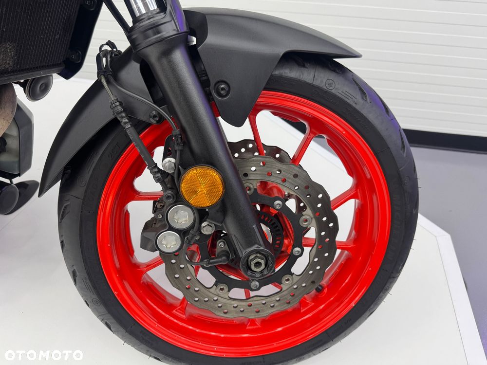 Yamaha MT - 9