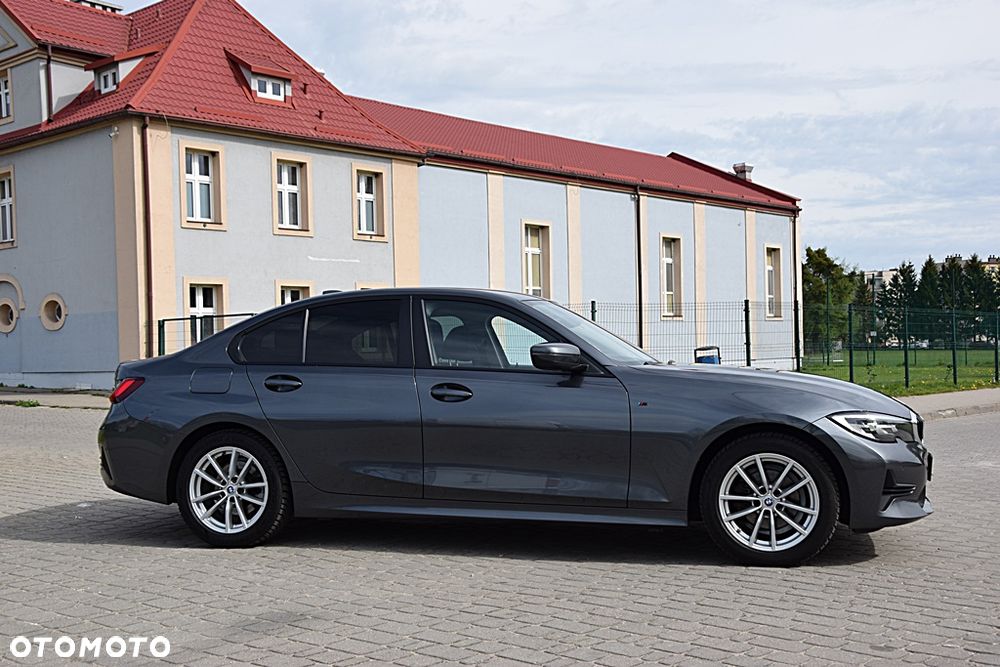 BMW Seria 3 318d Edition M Sport Shadow - 6