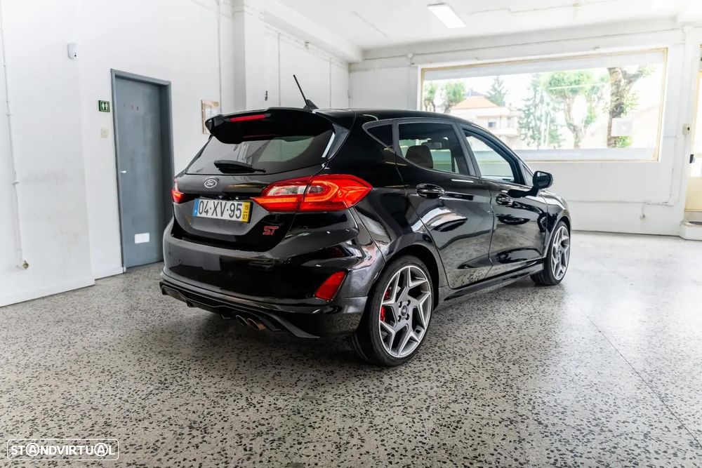 Ford Fiesta 1.5 EcoBoost ST - 5