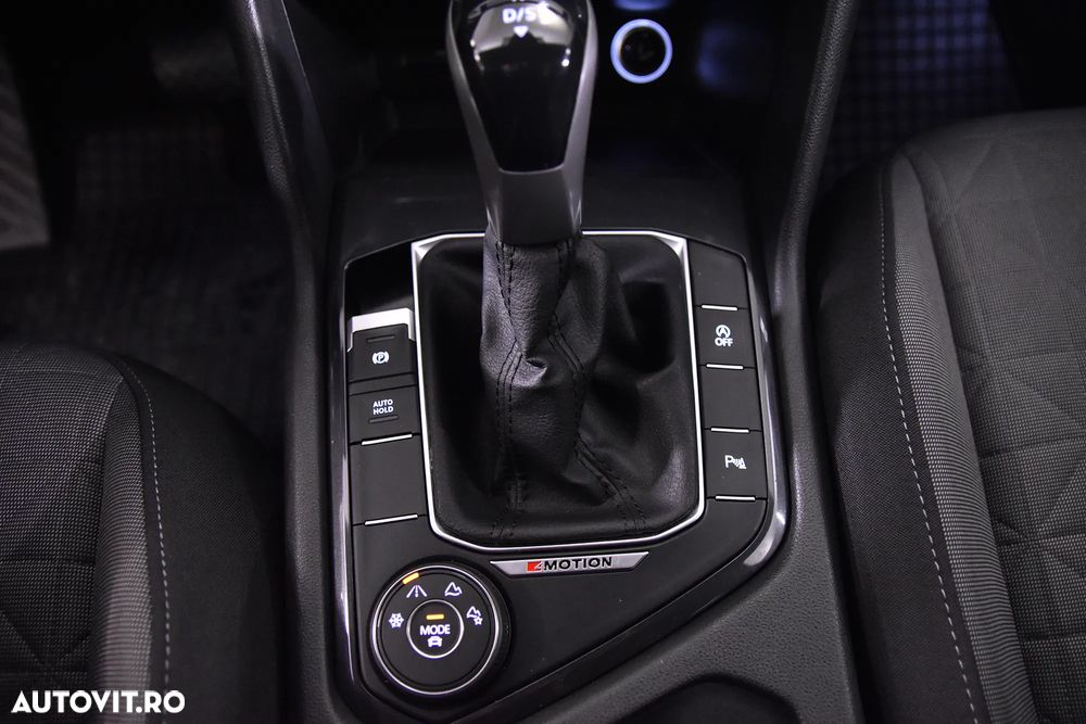 Volkswagen Tiguan - 18