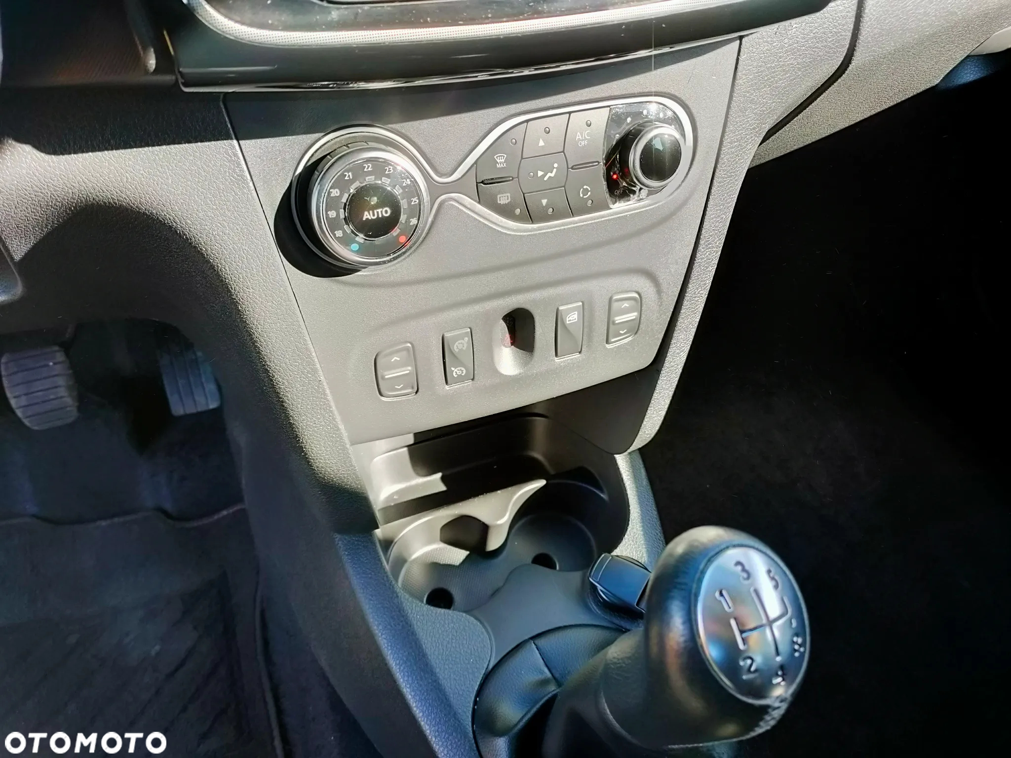 Dacia Logan MCV 0.9 TCe Techroad S&S - 22