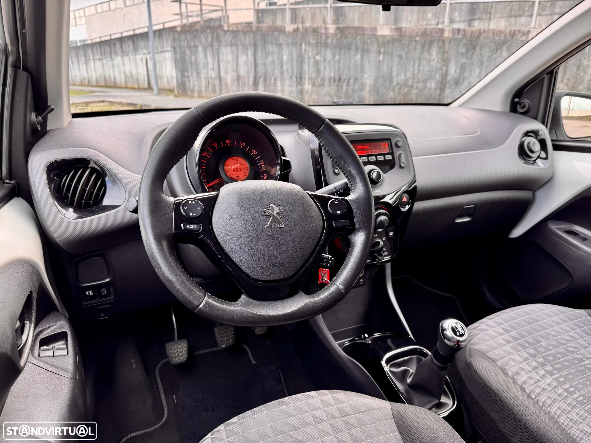 Peugeot 108 1.0 VTi Style - 3