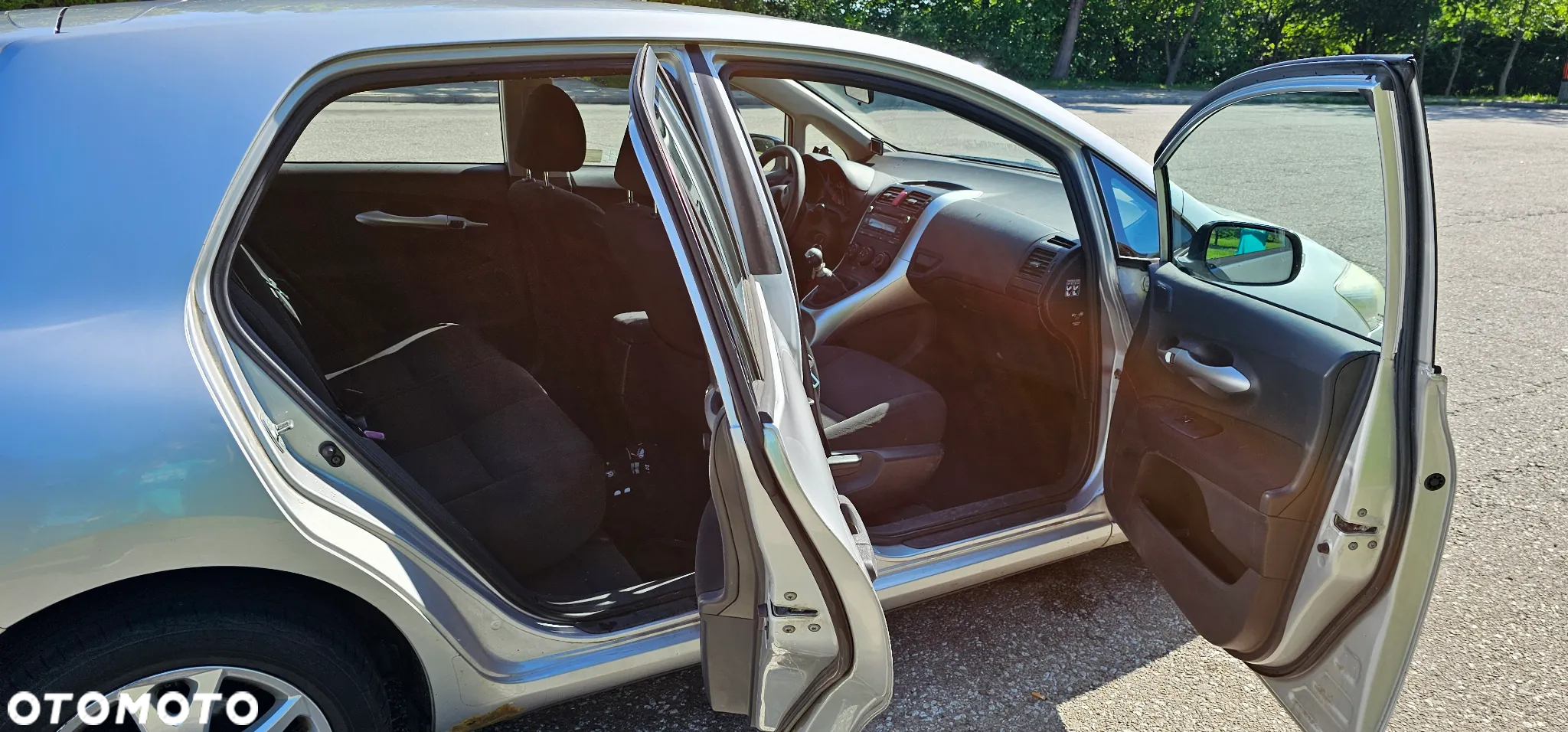 Toyota Auris 1.4 D-4D 2010 - 9