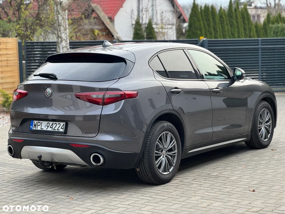 Alfa Romeo Stelvio 2.2 16V AT8 Business - 5