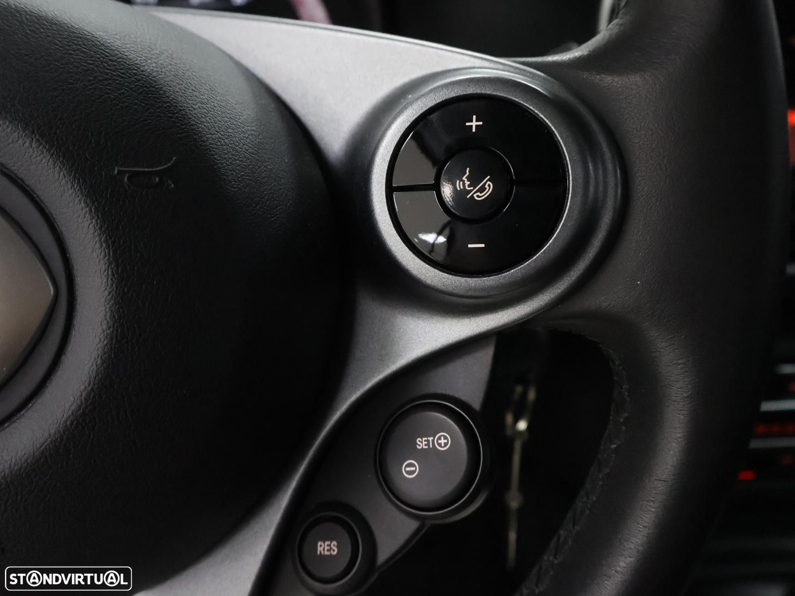 Smart ForTwo Coupé 1.0 Passion 71 - 16