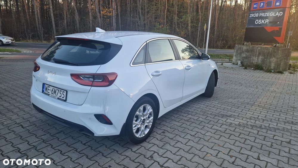 Kia Ceed 1.5 T-GDI M - 4