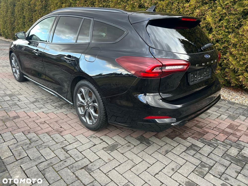 Ford Focus 1.0 EcoBoost Hybrid ST-LINE - 10