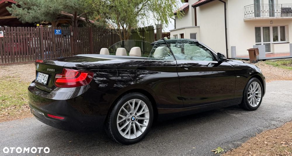 BMW Seria 2 220i Luxury Line - 7
