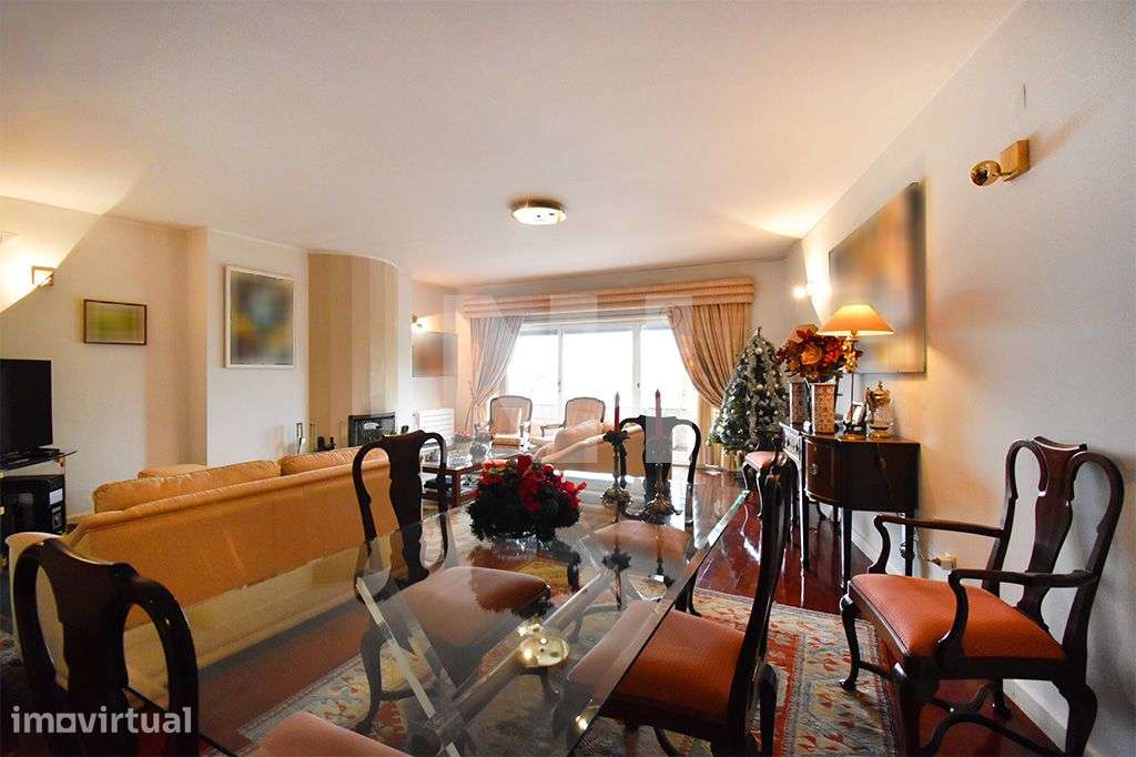 Apartamento T4 | Duplex | Centro | Santo Tirso - Grande imagem: 4/43