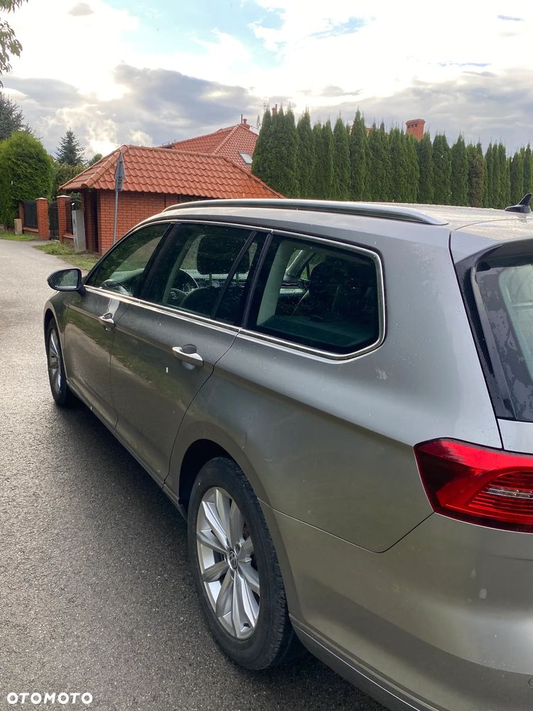 Volkswagen Passat Variant 2.0 TDI BMT Highline DSG - 14