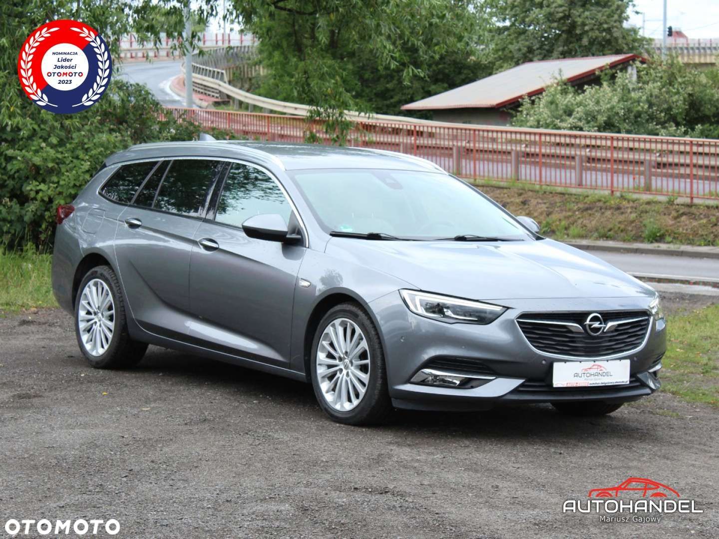 Opel Insignia - 1