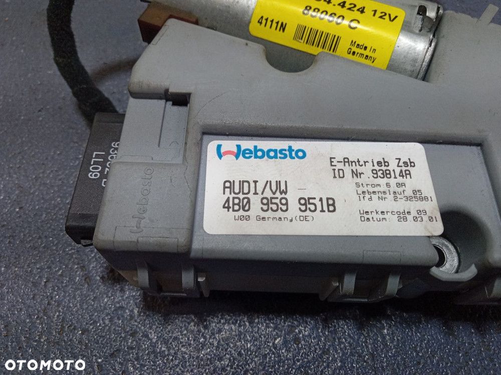 AUDI A6 C5 SILNICZEK SZYBERDACHU 4B0959951B - 4